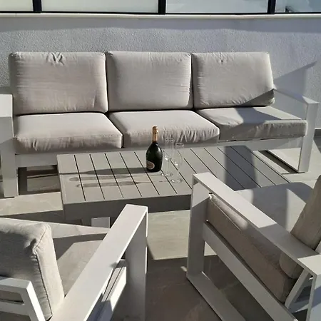 Deluxe With Garden And Sea View Appartement