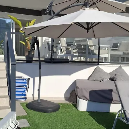 Deluxe With Garden And Sea View Appartamento Dénia