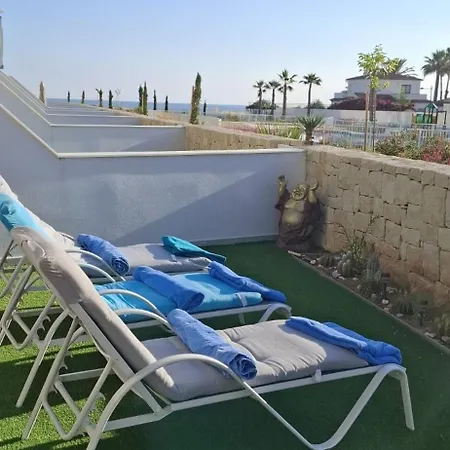 Apartament Deluxe With Garden And Sea View Denia