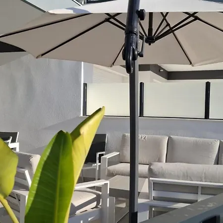 Deluxe With Garden And Sea View Denia